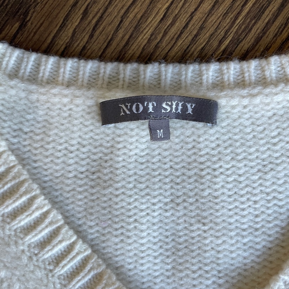 WHITE CASHMERE SWEATER FROM FRANCE BEAUTIFUL CLEAN